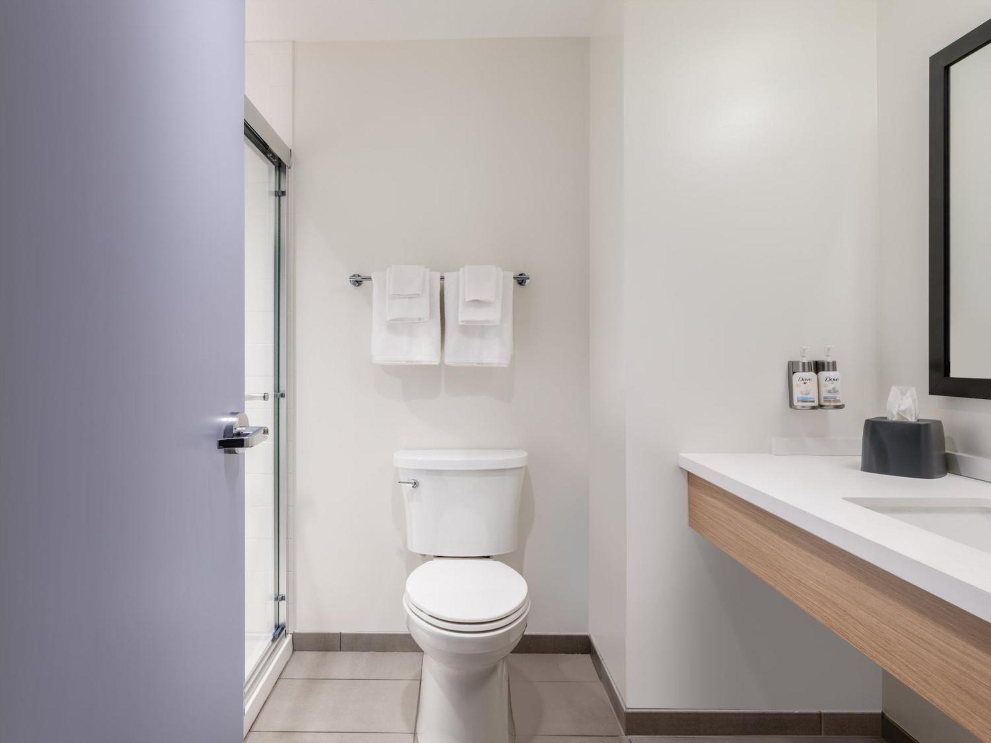 Garner Hotel Gonzales By Ihg Εξωτερικό φωτογραφία